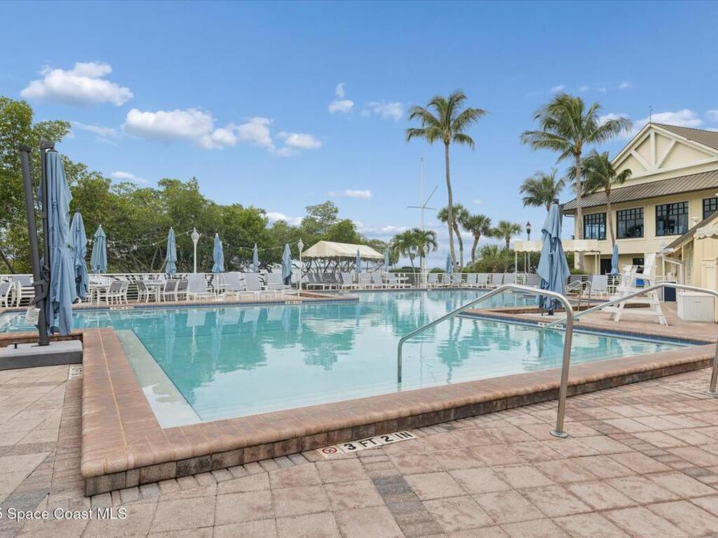 905 Starboard Dr Drive, Vero Beach, FL 32963