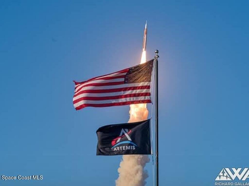 760 S Brevard Avenue, Cocoa Beach, FL 32931