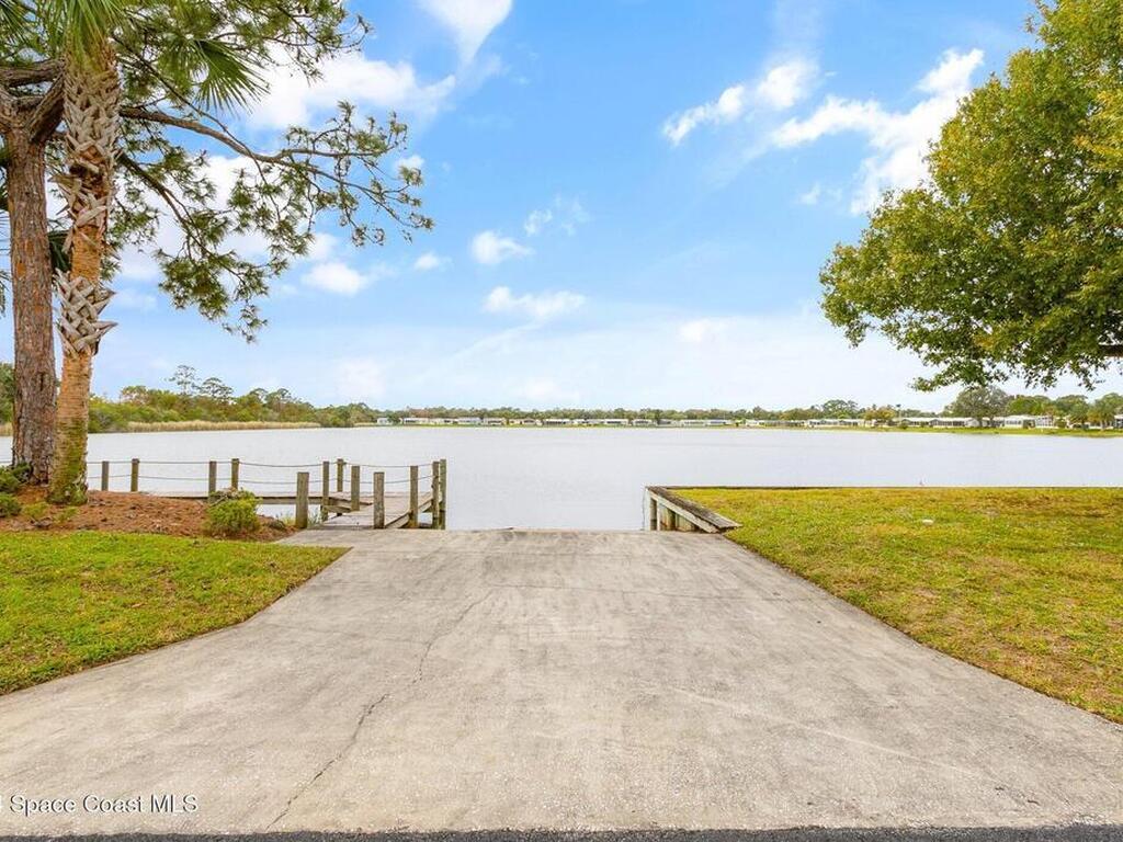 495 Outer Drive, Cocoa, FL 32926