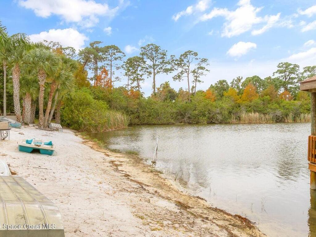 495 Outer Drive, Cocoa, FL 32926