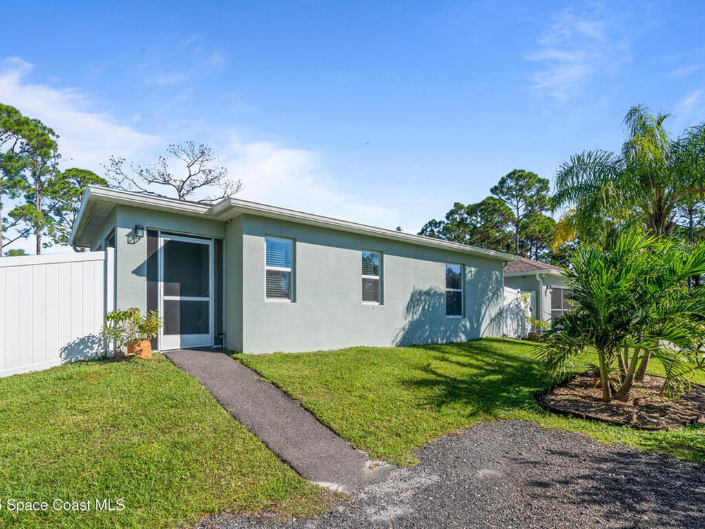 813 Tedder Road, Palm Bay, FL 32909