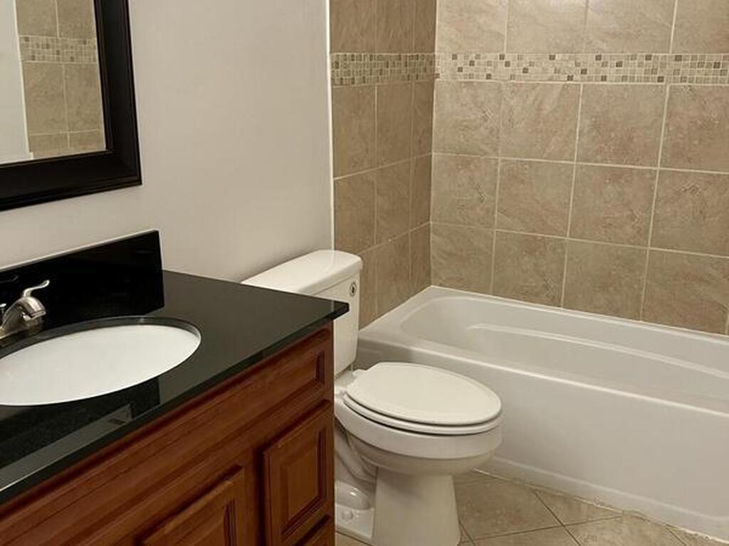 2369 Golf Lake Circle, Melbourne, FL 32935