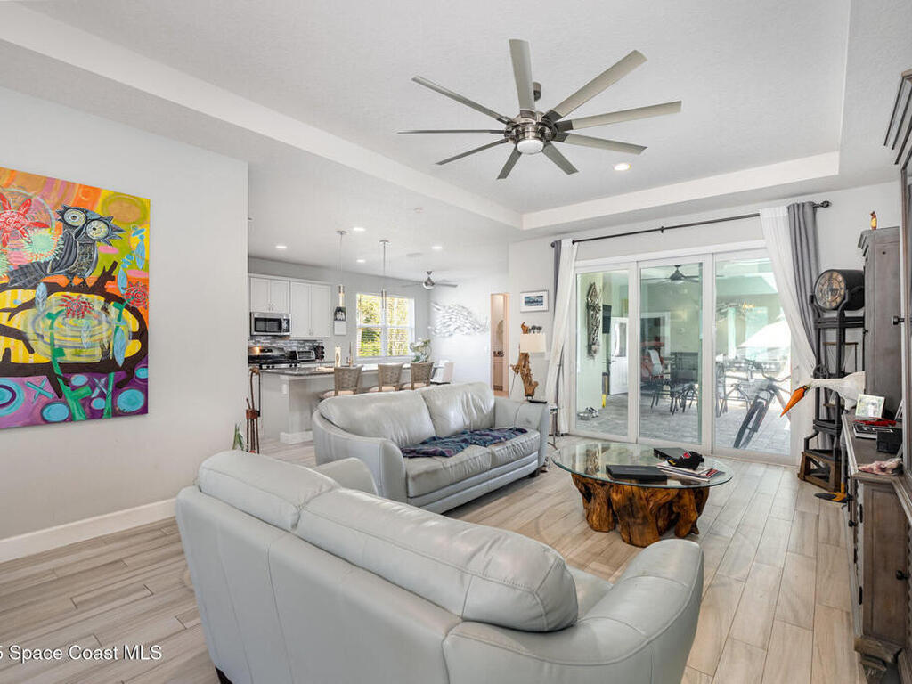 19 Lagoon Way, Titusville, FL 32780