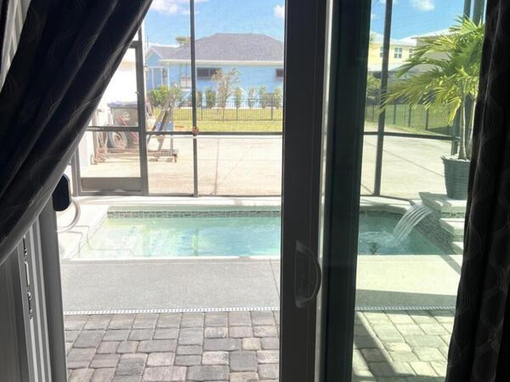 19 Lagoon Way, Titusville, FL 32780