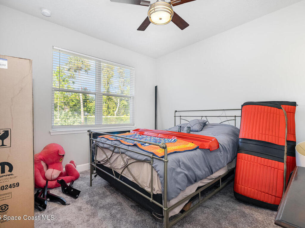 19 Lagoon Way, Titusville, FL 32780