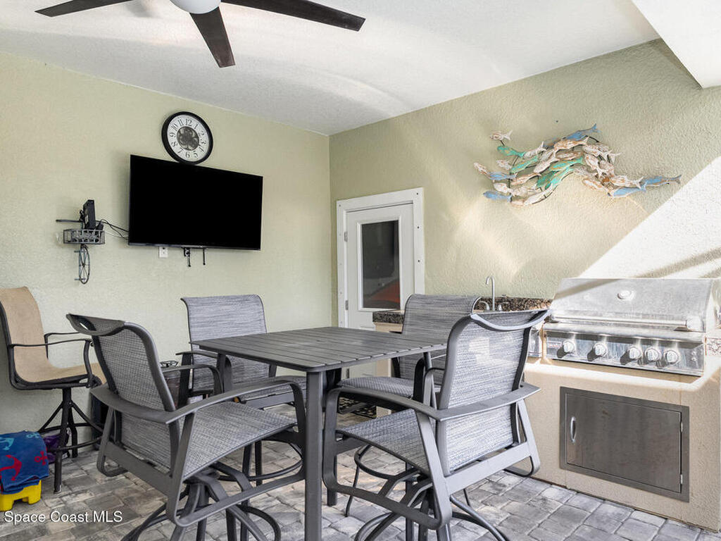 19 Lagoon Way, Titusville, FL 32780