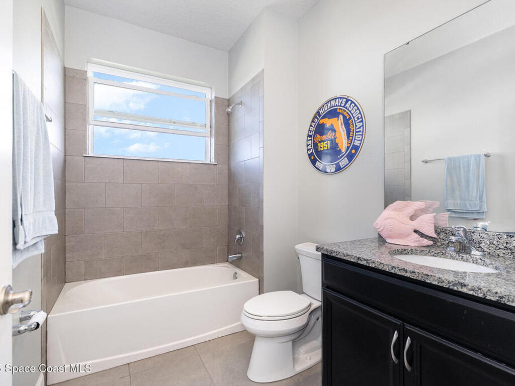 19 Lagoon Way, Titusville, FL 32780