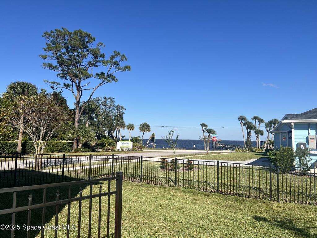 19 Lagoon Way, Titusville, FL 32780