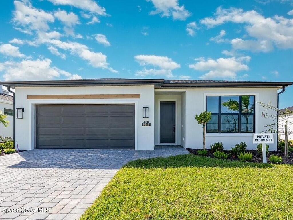8946 Crossmolina Drive, Melbourne, FL 32940