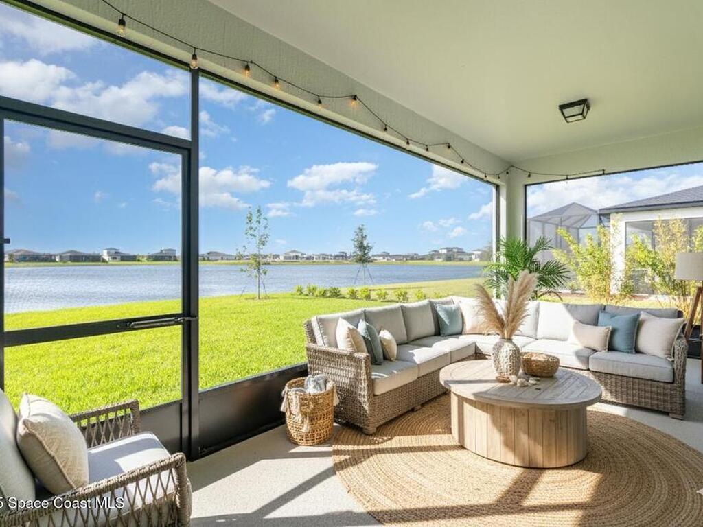 8946 Crossmolina Drive, Melbourne, FL 32940