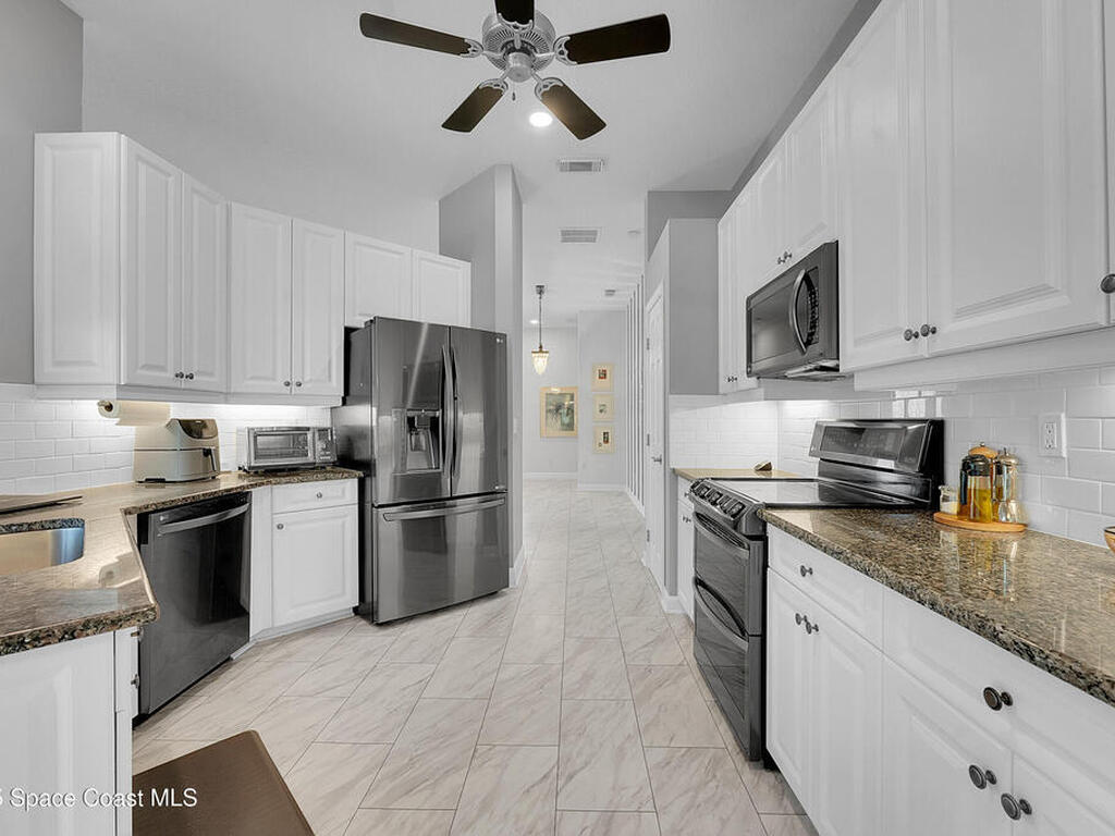 715 SW Munjack Circle, Port St. Lucie, FL 34986