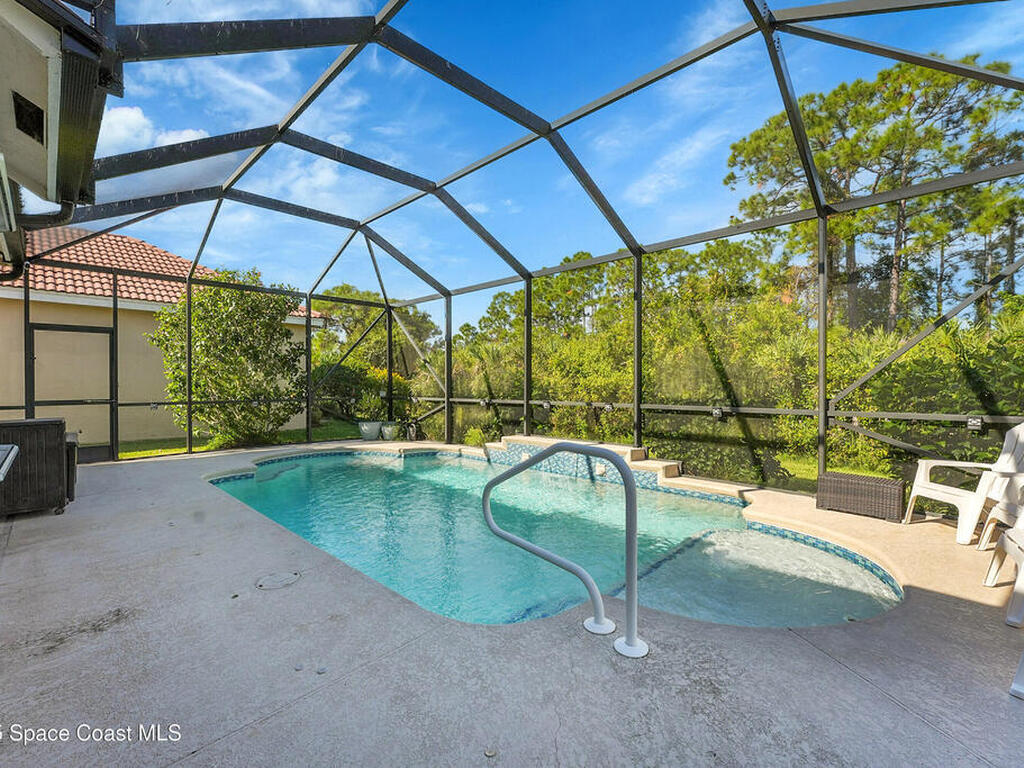 715 SW Munjack Circle, Port St. Lucie, FL 34986