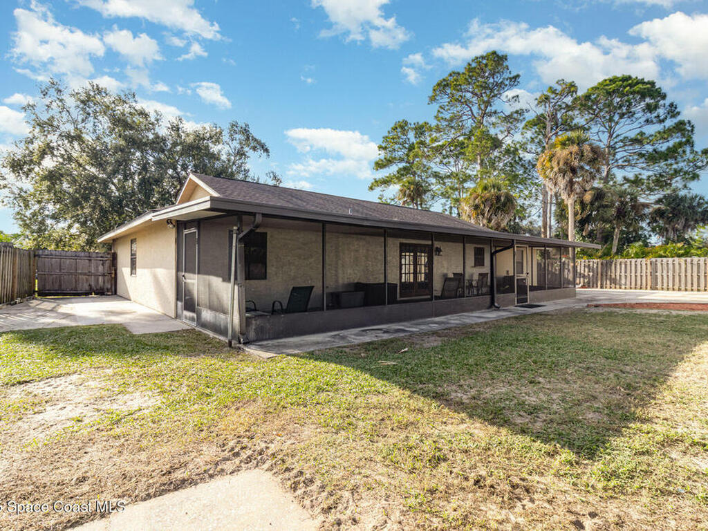 7065 Bright Avenue, Cocoa, FL 32927