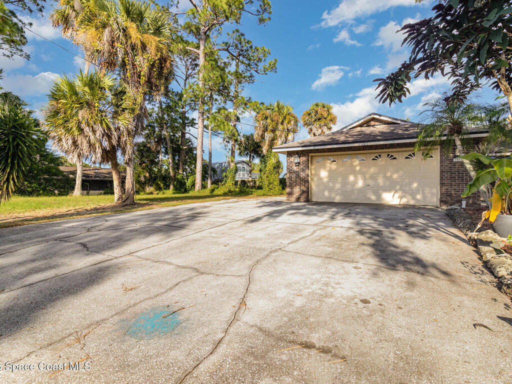 7065 Bright Avenue, Cocoa, FL 32927