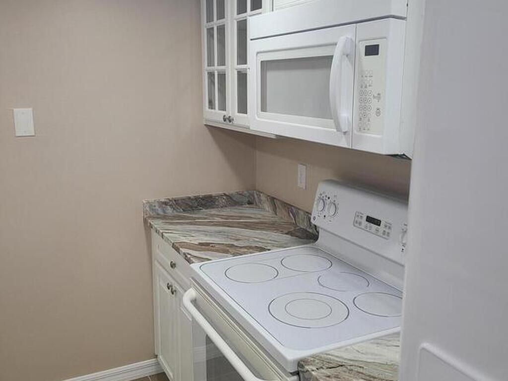 748 Ridge Club Drive, Melbourne, FL 32934