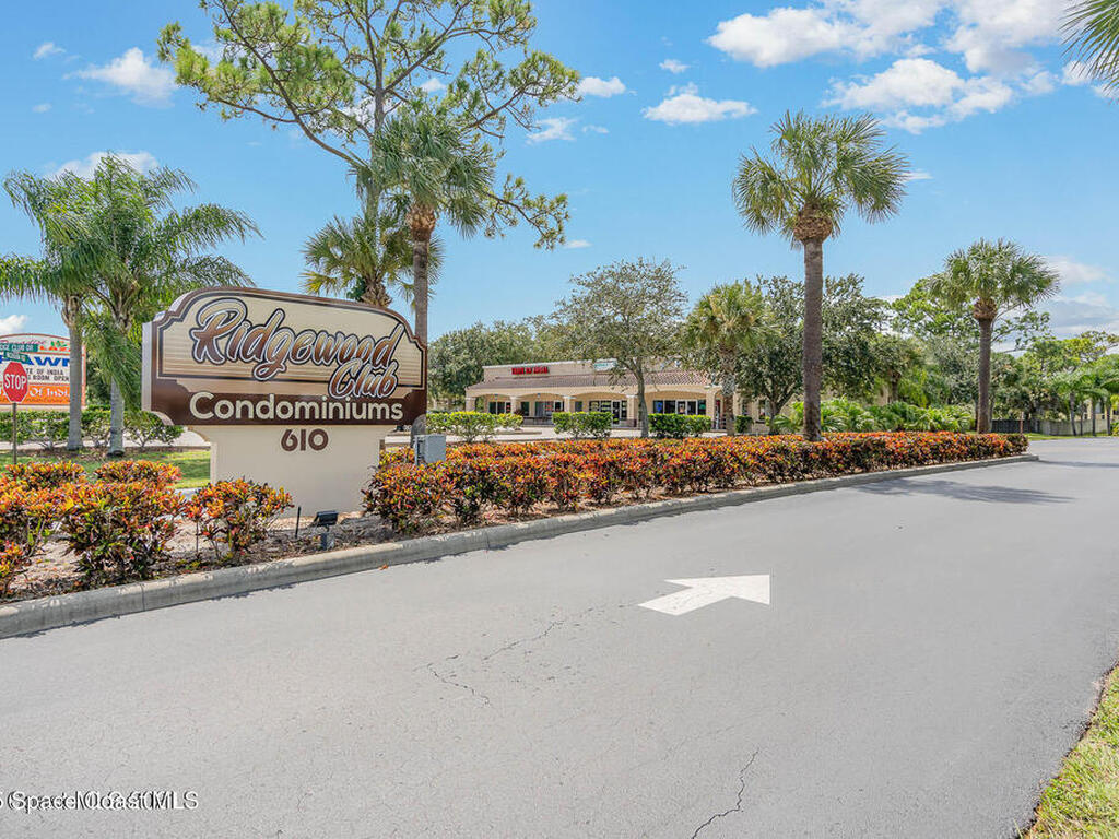 748 Ridge Club Drive, Melbourne, FL 32934