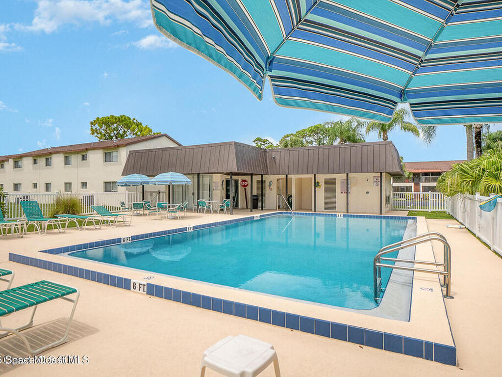 748 Ridge Club Drive, Melbourne, FL 32934