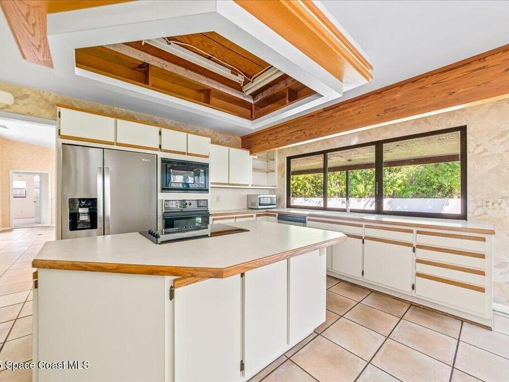 338 Coral Way, Indialantic, FL 32903