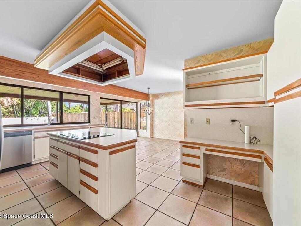 338 Coral Way, Indialantic, FL 32903