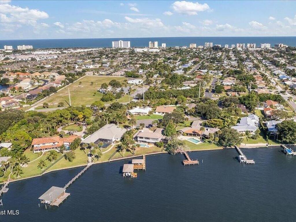 338 Coral Way, Indialantic, FL 32903