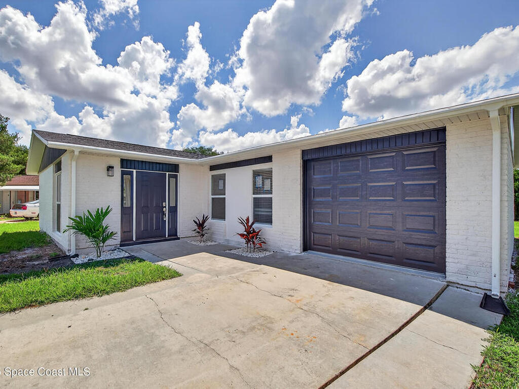 668 John Hancock Lane, Melbourne, FL 32904