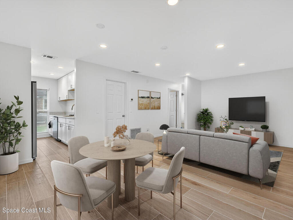 668 John Hancock Lane, Melbourne, FL 32904