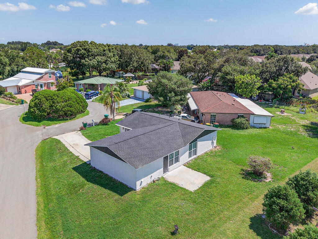 668 John Hancock Lane, Melbourne, FL 32904