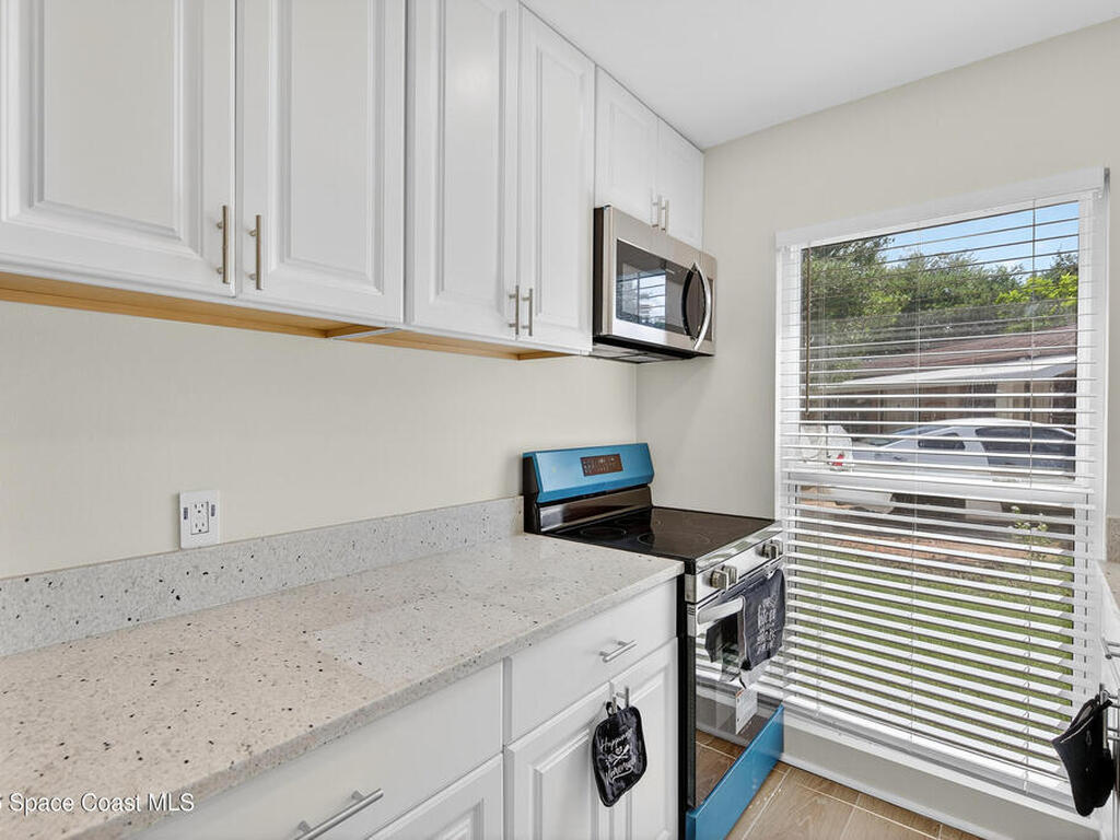 668 John Hancock Lane, Melbourne, FL 32904