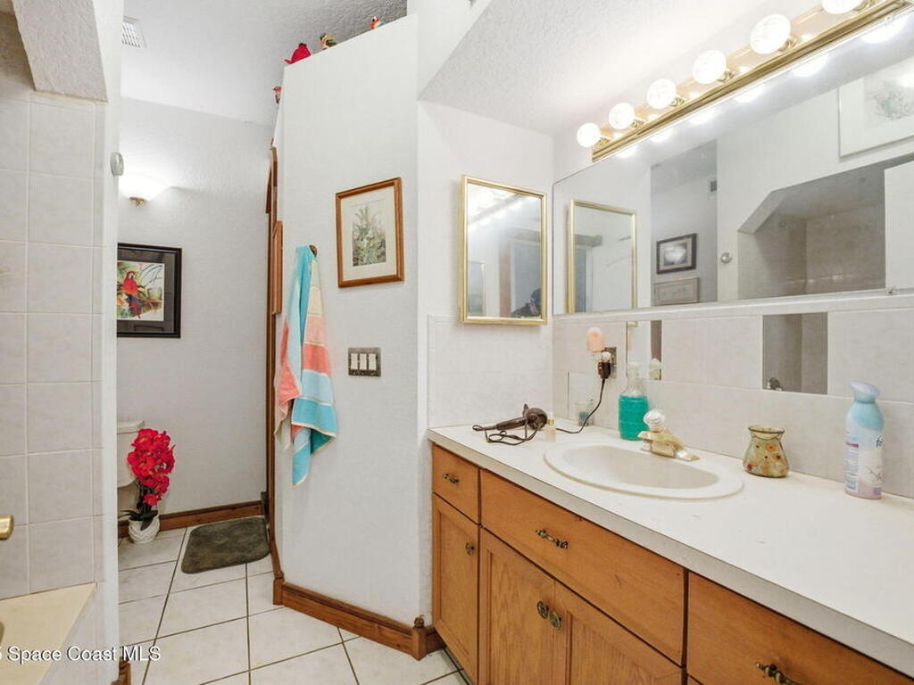 2821&2825 Lionel Road, Mims, FL 32754