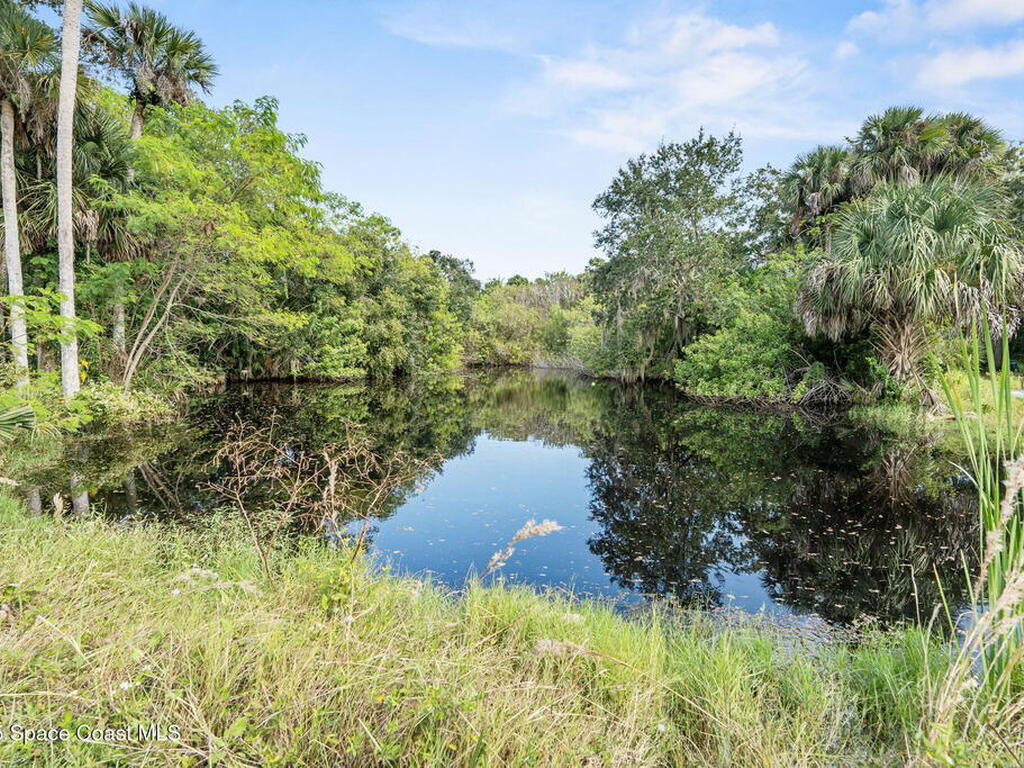 2821&2825 Lionel Road, Mims, FL 32754