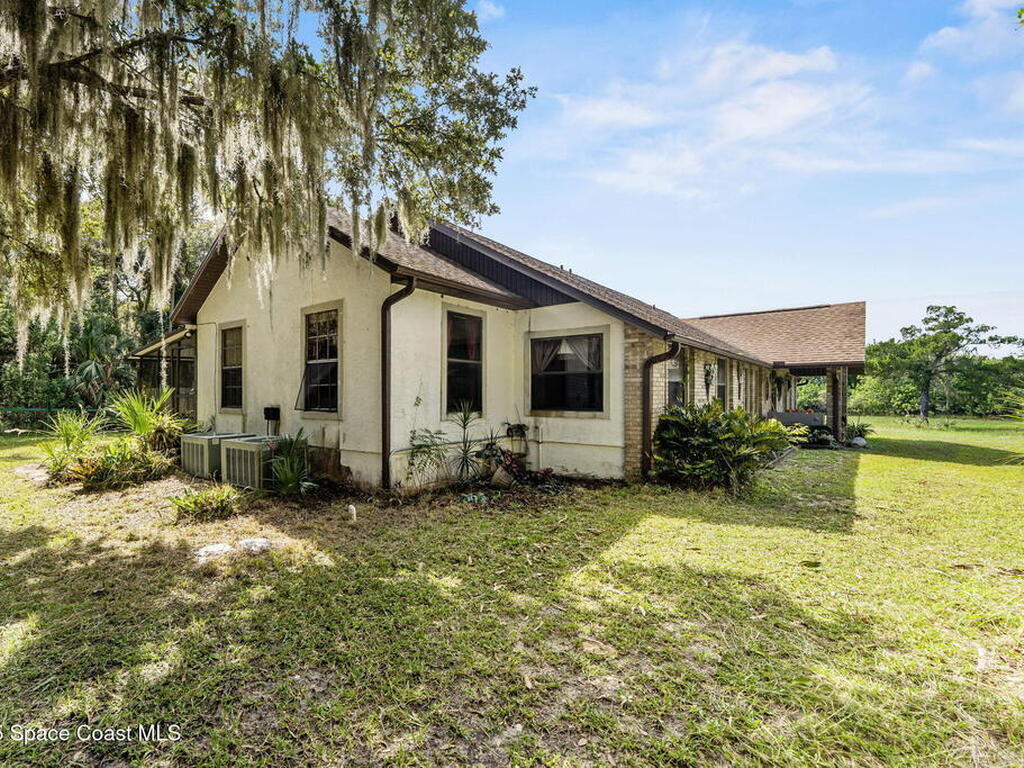 2821&2825 Lionel Road, Mims, FL 32754