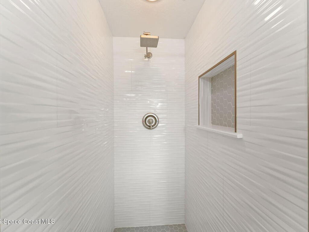 4615 Saxon Drive, New Smyrna Beach, FL 32169