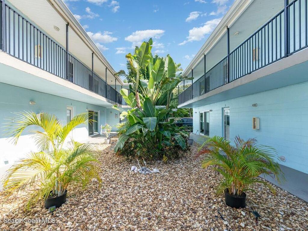 277 S Brevard Avenue, Cocoa Beach, FL 32931