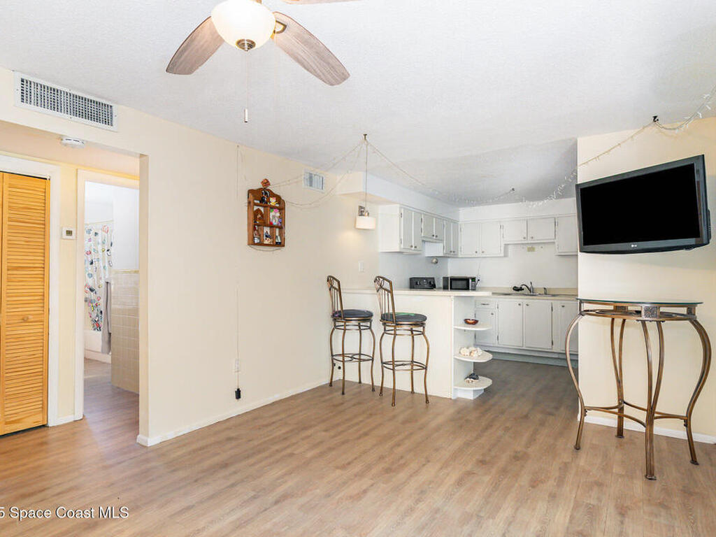 277 S Brevard Avenue, Cocoa Beach, FL 32931