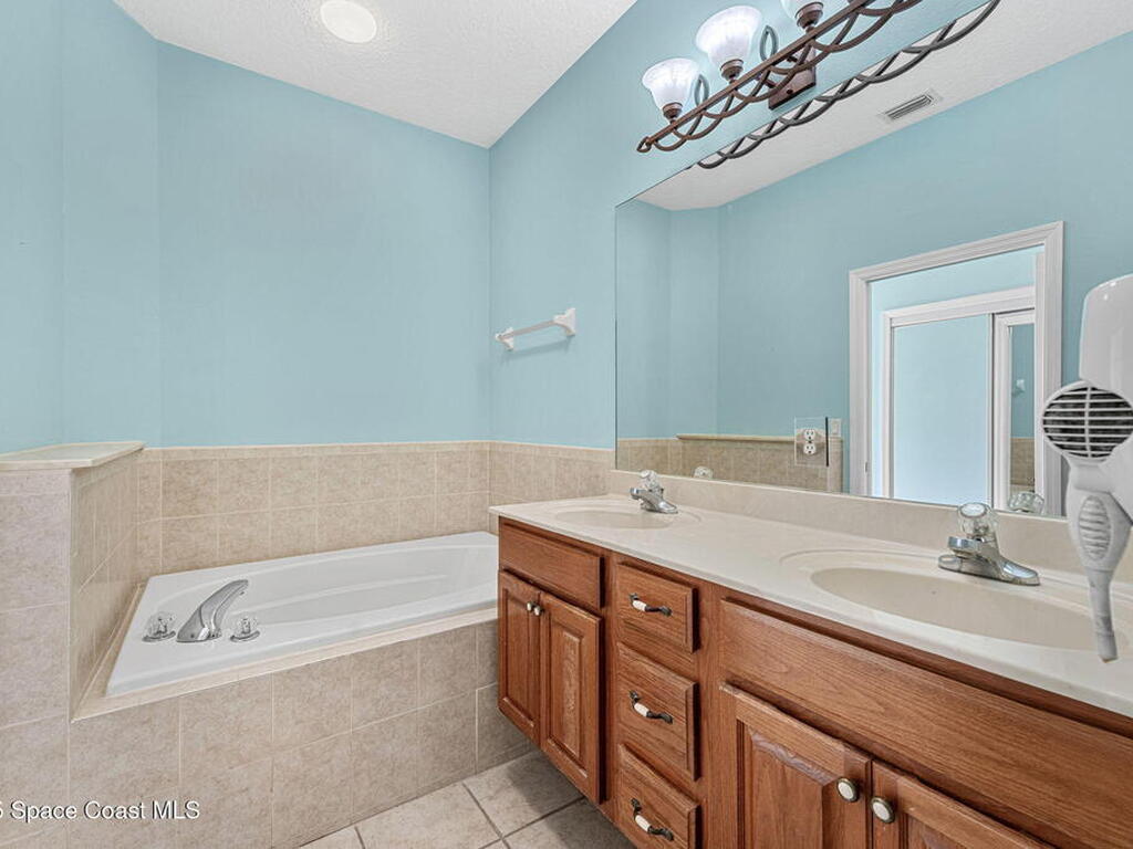 4221 Aberdeen Circle, Rockledge, FL 32955