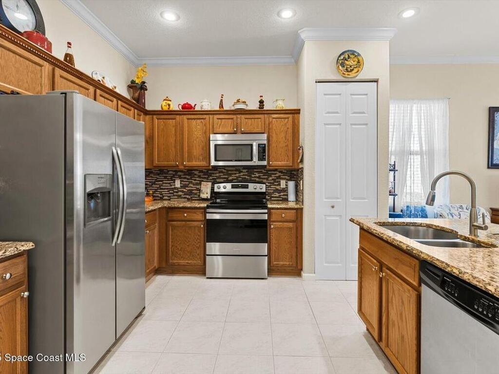 1032 NW Leonardo Circle, Port St. Lucie, FL 34986