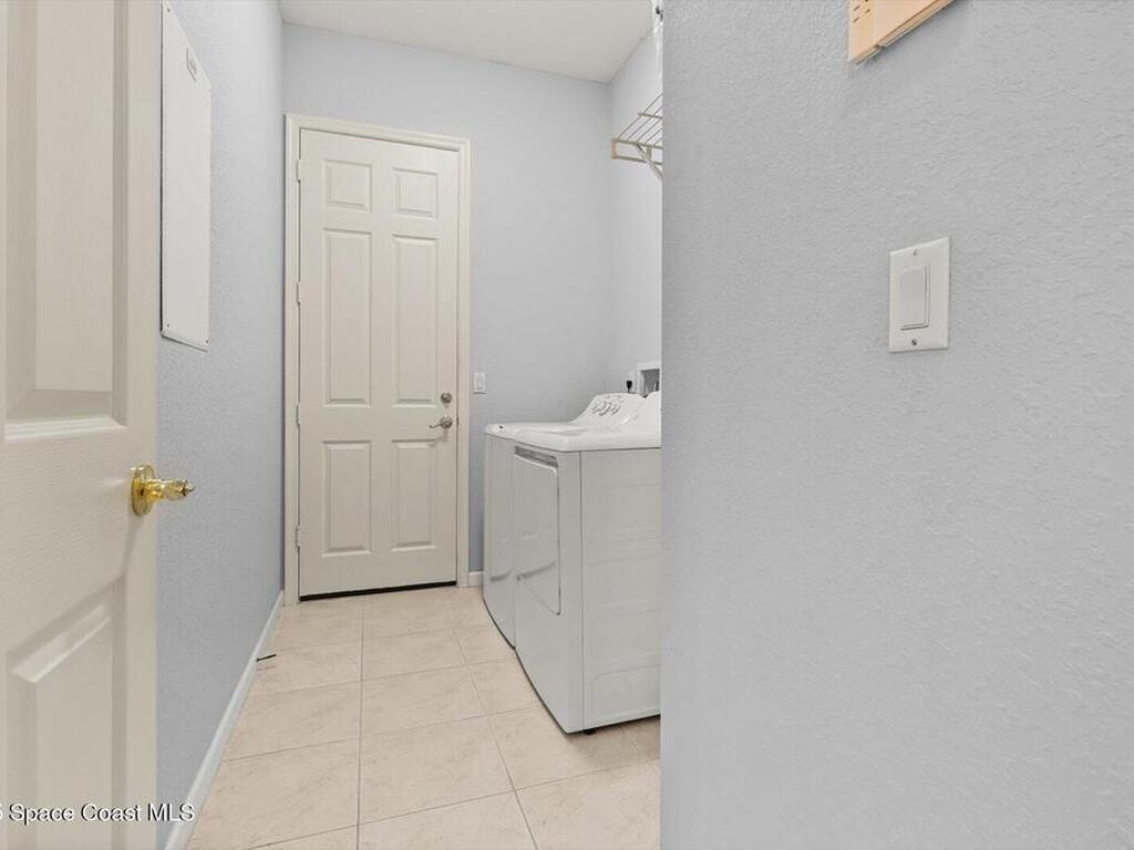 1032 NW Leonardo Circle, Port St. Lucie, FL 34986