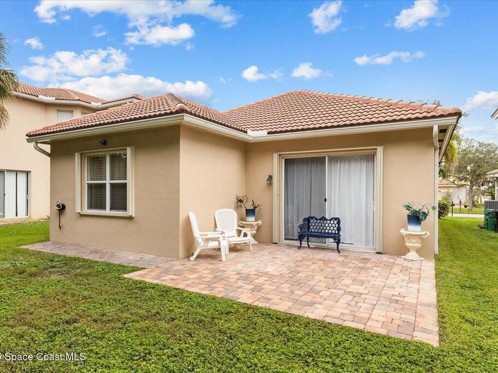 1032 NW Leonardo Circle, Port St. Lucie, FL 34986