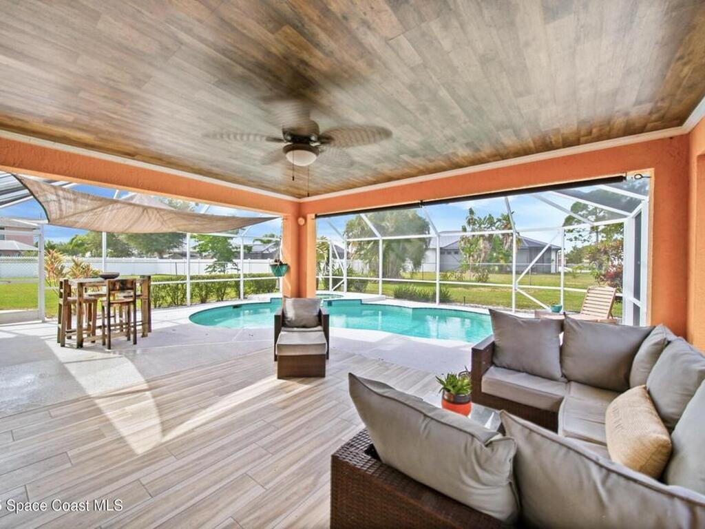 6446 NW Hacienda Court, Port St. Lucie, FL 34986