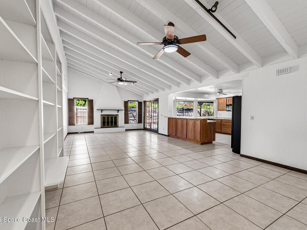 724 Puesta Del Sol Plaza, Indialantic, FL 32903