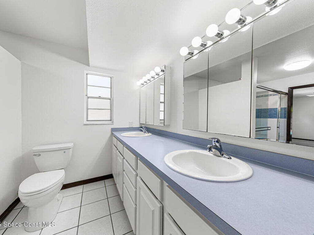 724 Puesta Del Sol Plaza, Indialantic, FL 32903