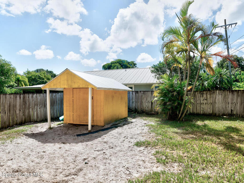 1845 SW 13th Place, Vero Beach, FL 32962