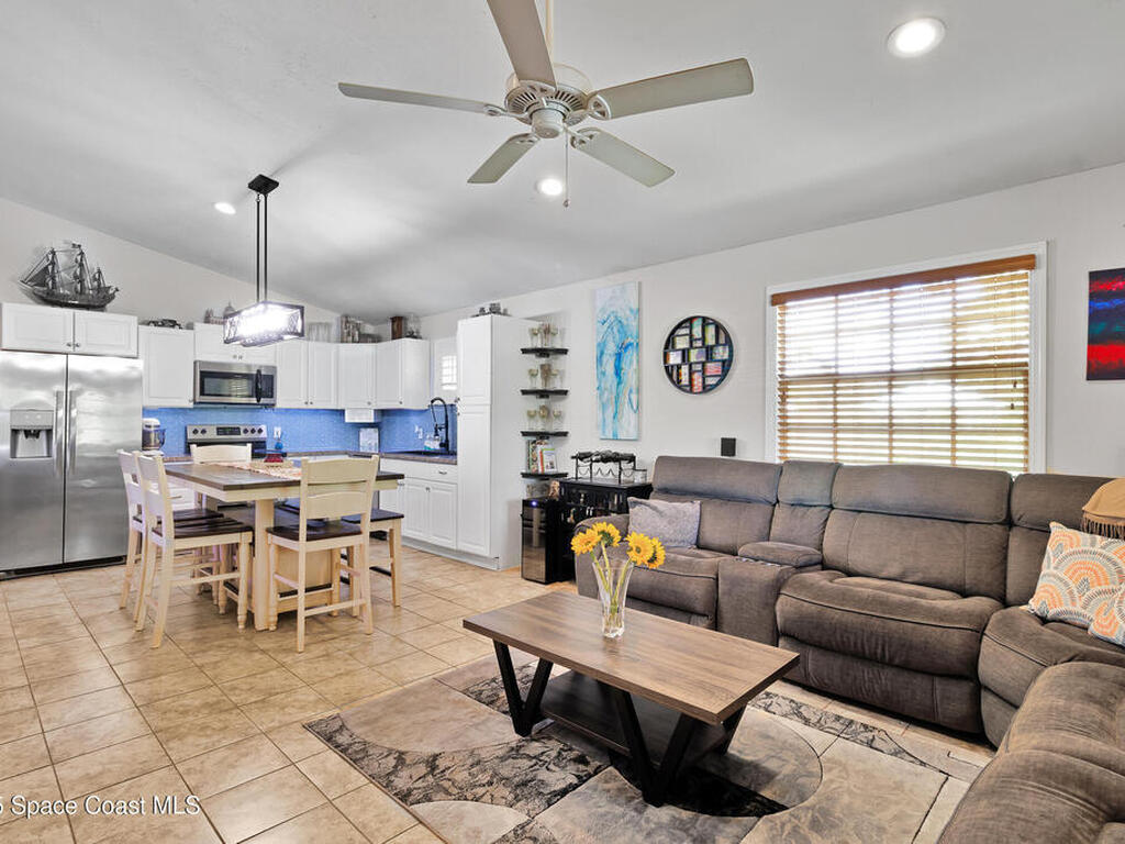 1845 SW 13th Place, Vero Beach, FL 32962