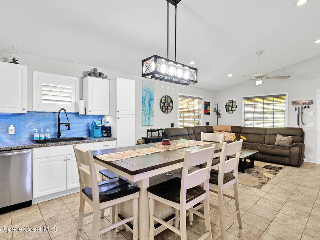 1845 SW 13th Place, Vero Beach, FL 32962