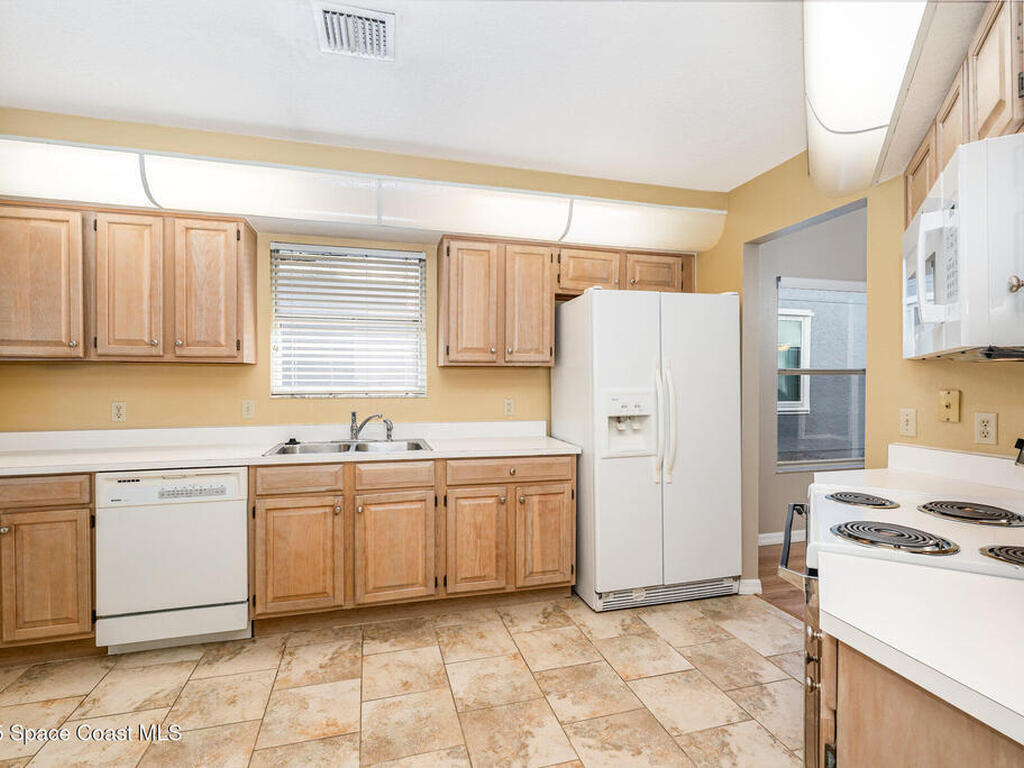 3030 La Cita Lane, Titusville, FL 32780