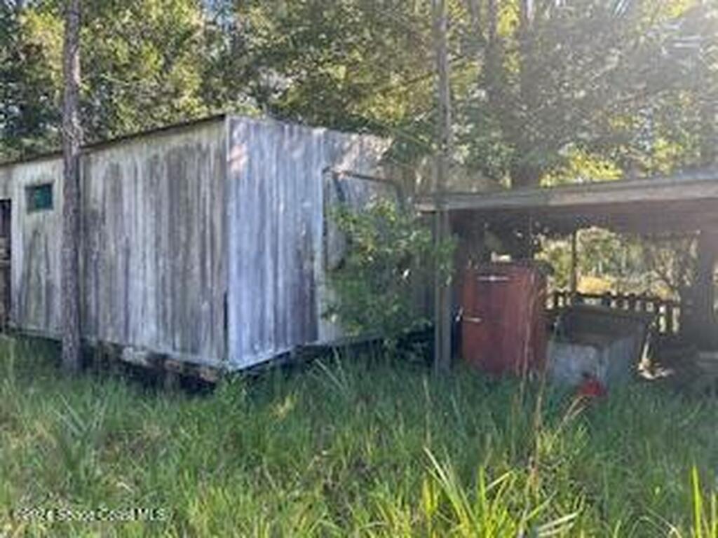 882 County Road 310, Interlachen, FL 32148