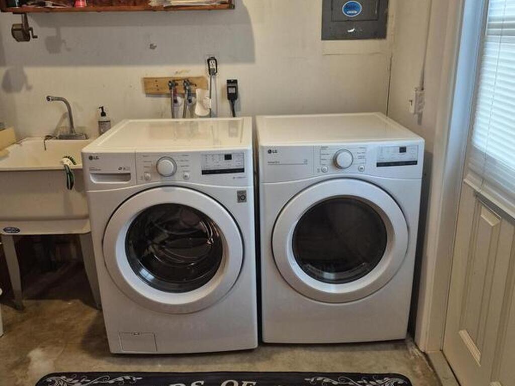 333 Bahama Drive, Indialantic, FL 32903