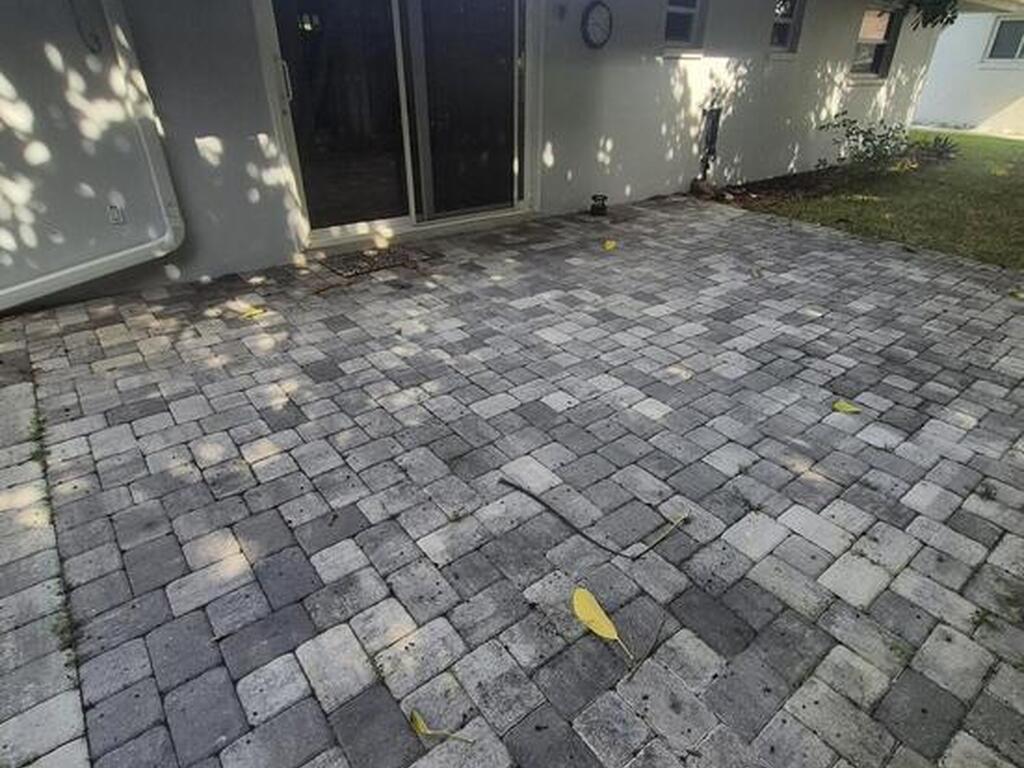 333 Bahama Drive, Indialantic, FL 32903