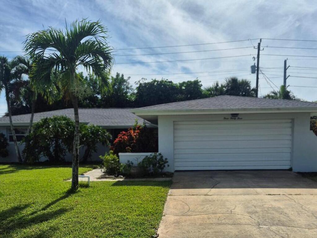 333 Bahama Drive, Indialantic, FL 32903