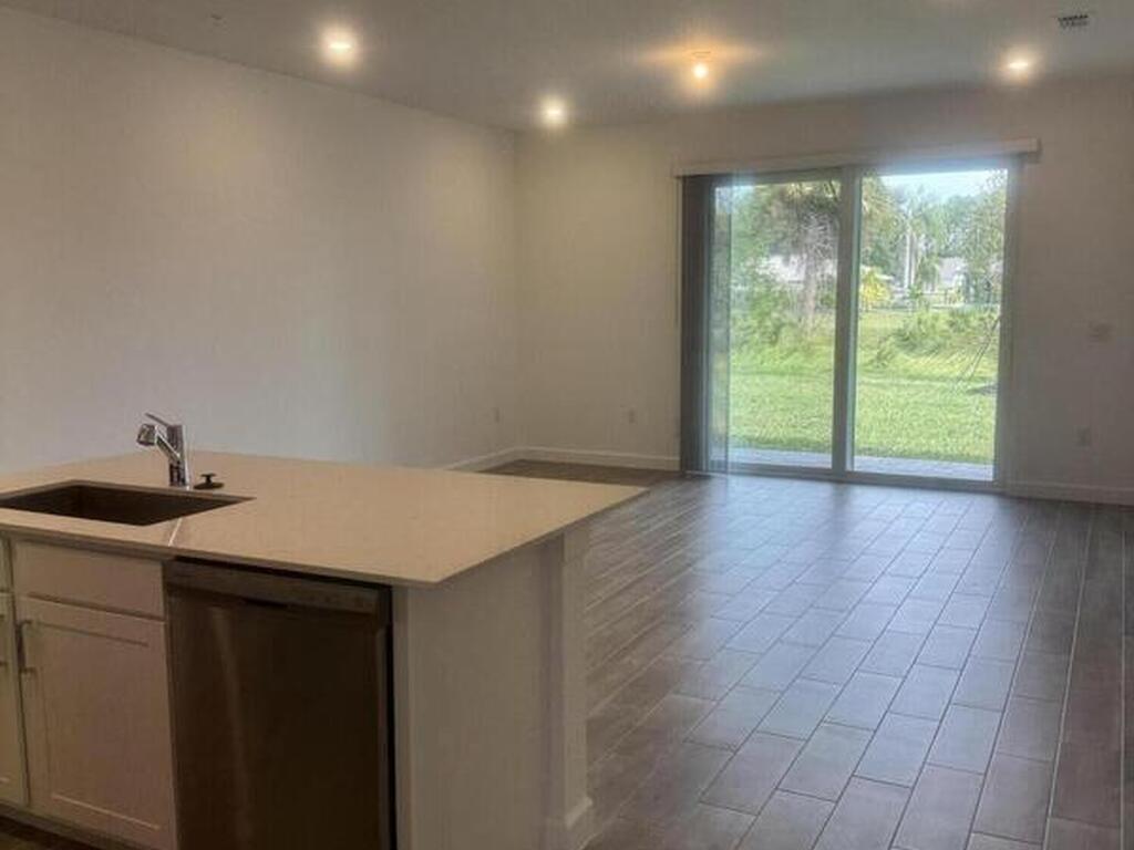 1201 NW Miraflores (Timbers At Everlan Trail, Palm Bay, FL 32907